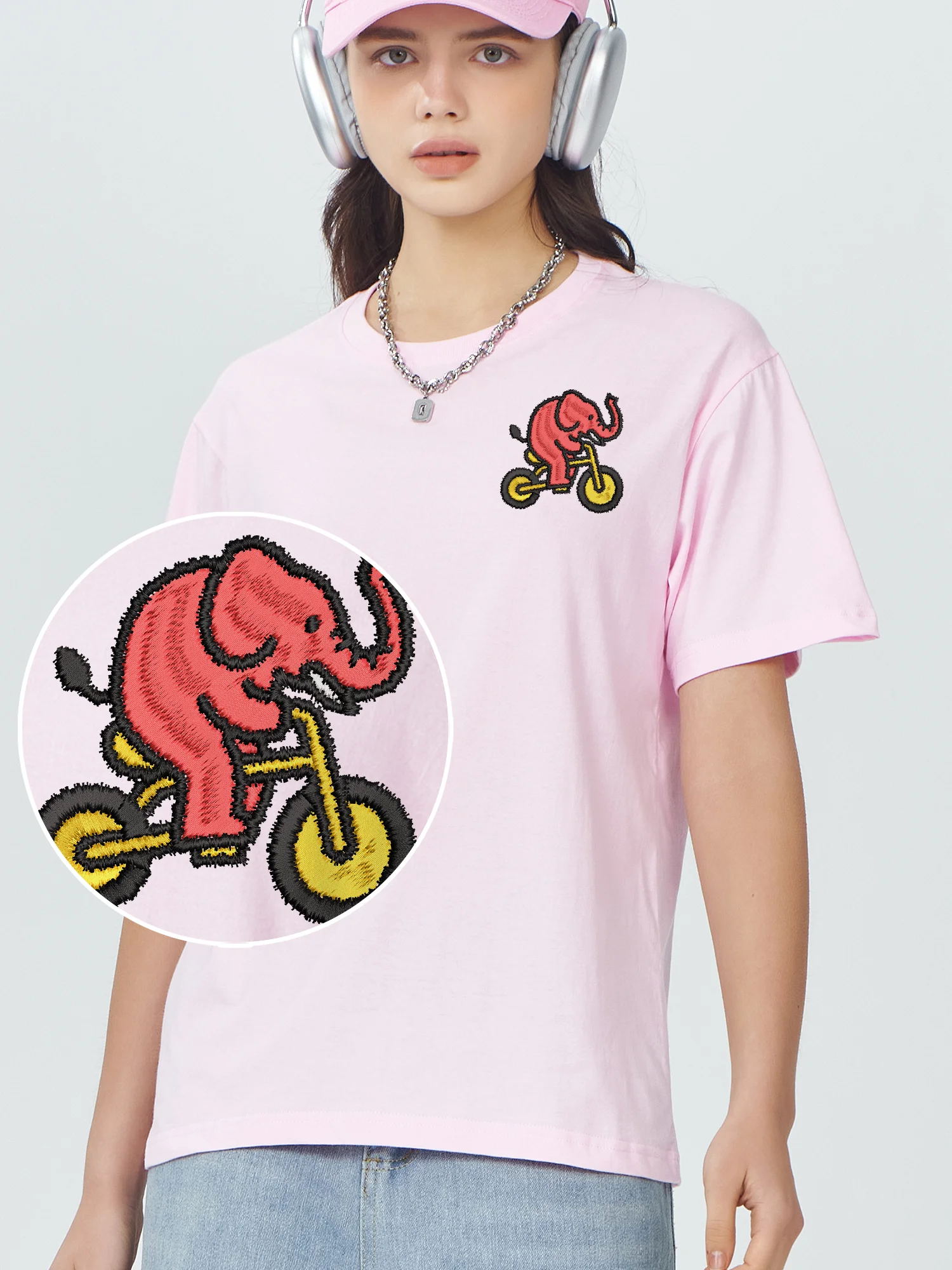 الفيل ركوب الدراجة المطرزة Camiseta عارضة أزياء للجنسين طاقم الرقبة عالية الجودة التطريز بلايز الملابس القطنية