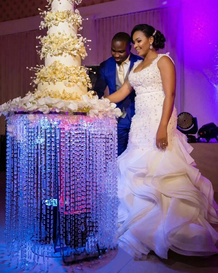 تخصيص تصميم جيد السباغيتي حزام يزين الخرز حورية البحر فستان الزفاف Vestidos De Novia الأورجانزا الكشكشة المتتالية الزفاف