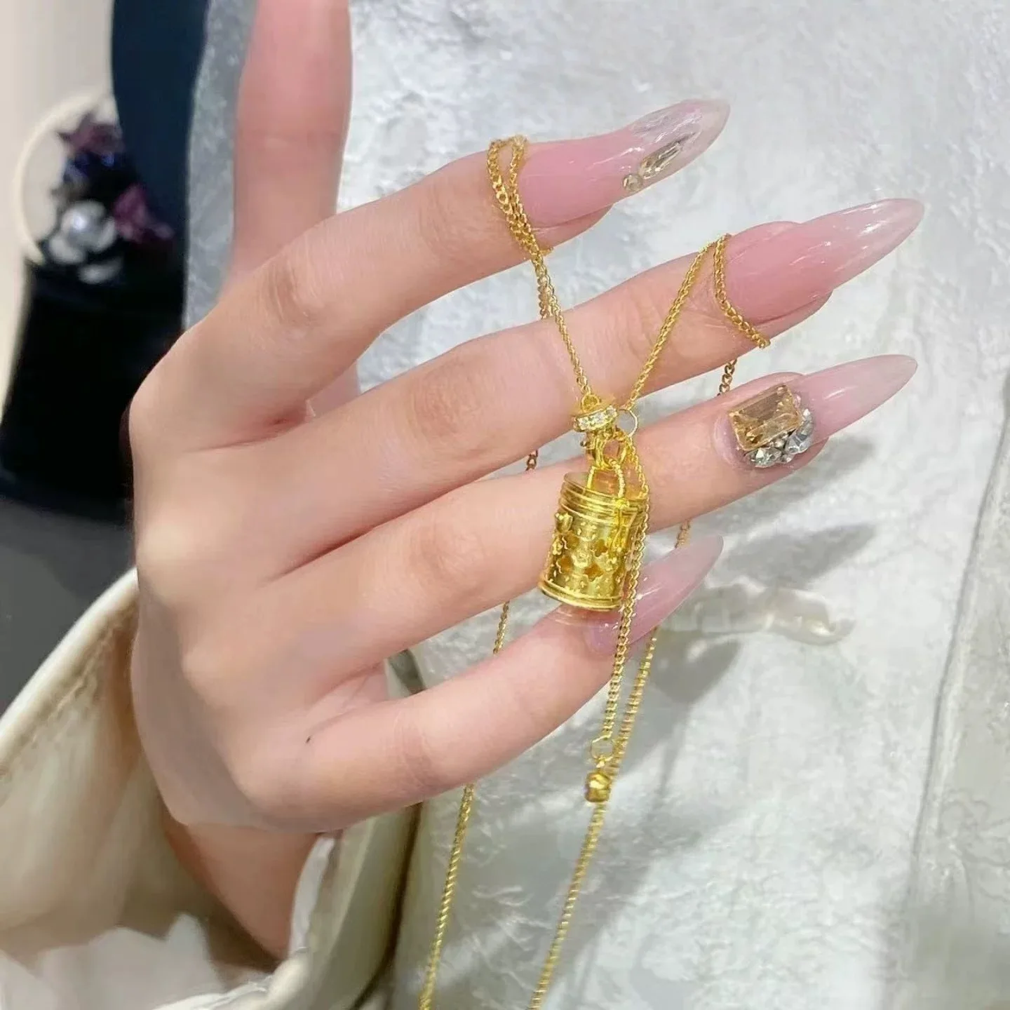 Chinese Feng Shui Lucky Wealth Blessing Spinnable Gourd Compass Rhinestone Inlaid Real Gold Plated Tarnish Resistant Vintage Cla