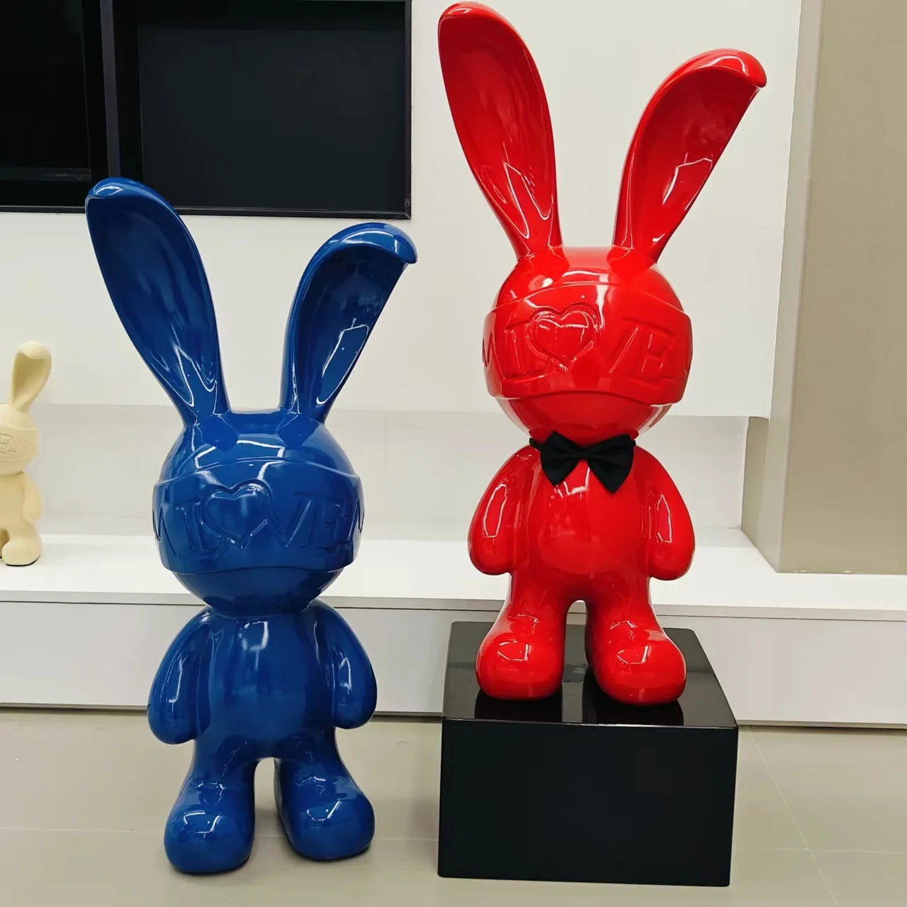 

Home Decor Sculptures & Figurines Decoration Accessories Rabbit Piggy Bank Cartoon OrnamentS Living Room Resin Animal Statues