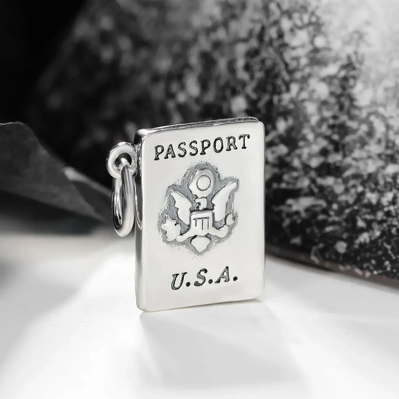 

DJ039 genuine 925 sterling silver exquisite fashion DIY silver jewelry passport pendant