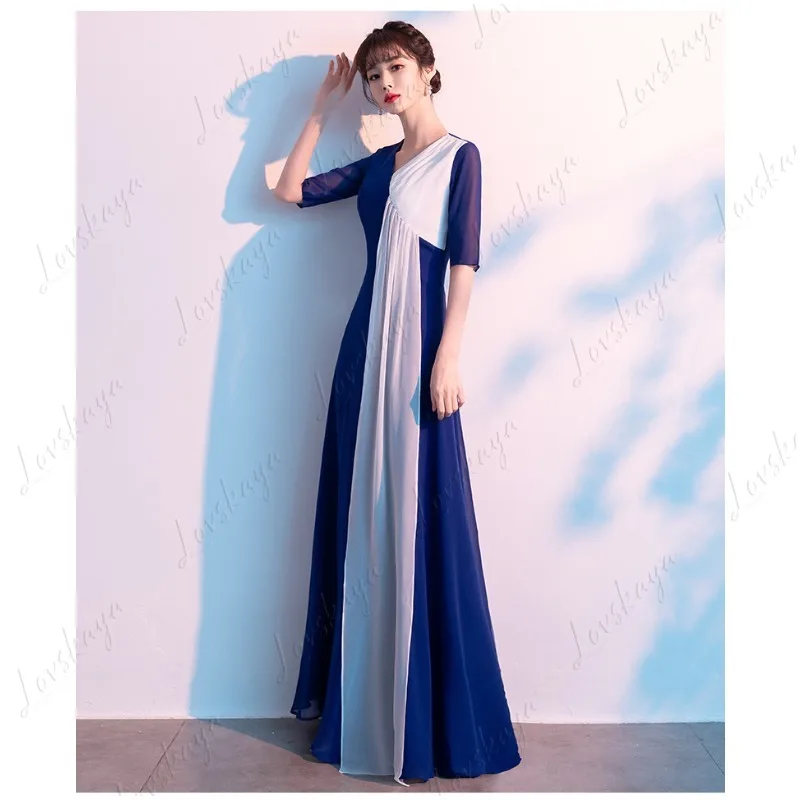 أزياء أداء الكورس - فساتين نسائية طويلة. المضيف - تلاوة الشعر. الموصل - مسابقة الأغاني الحمراء. فستان سهرة. #2