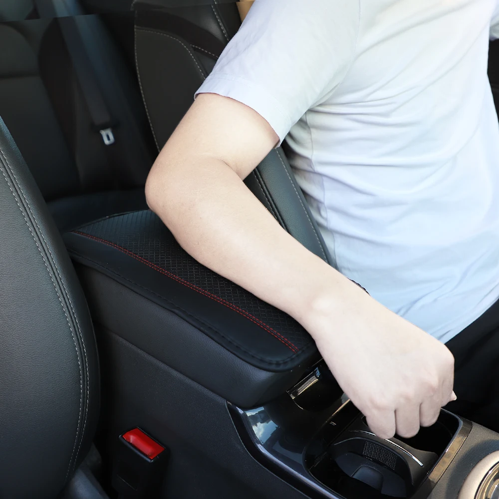 Farblich abgestimmtes doppelsträngiges PU-Leder mit Karomuster und geprägtem Auto-Armlehnenpolster, Mittelkonsolen-Pad, Auto-Dekorationsartikel – Detail 4