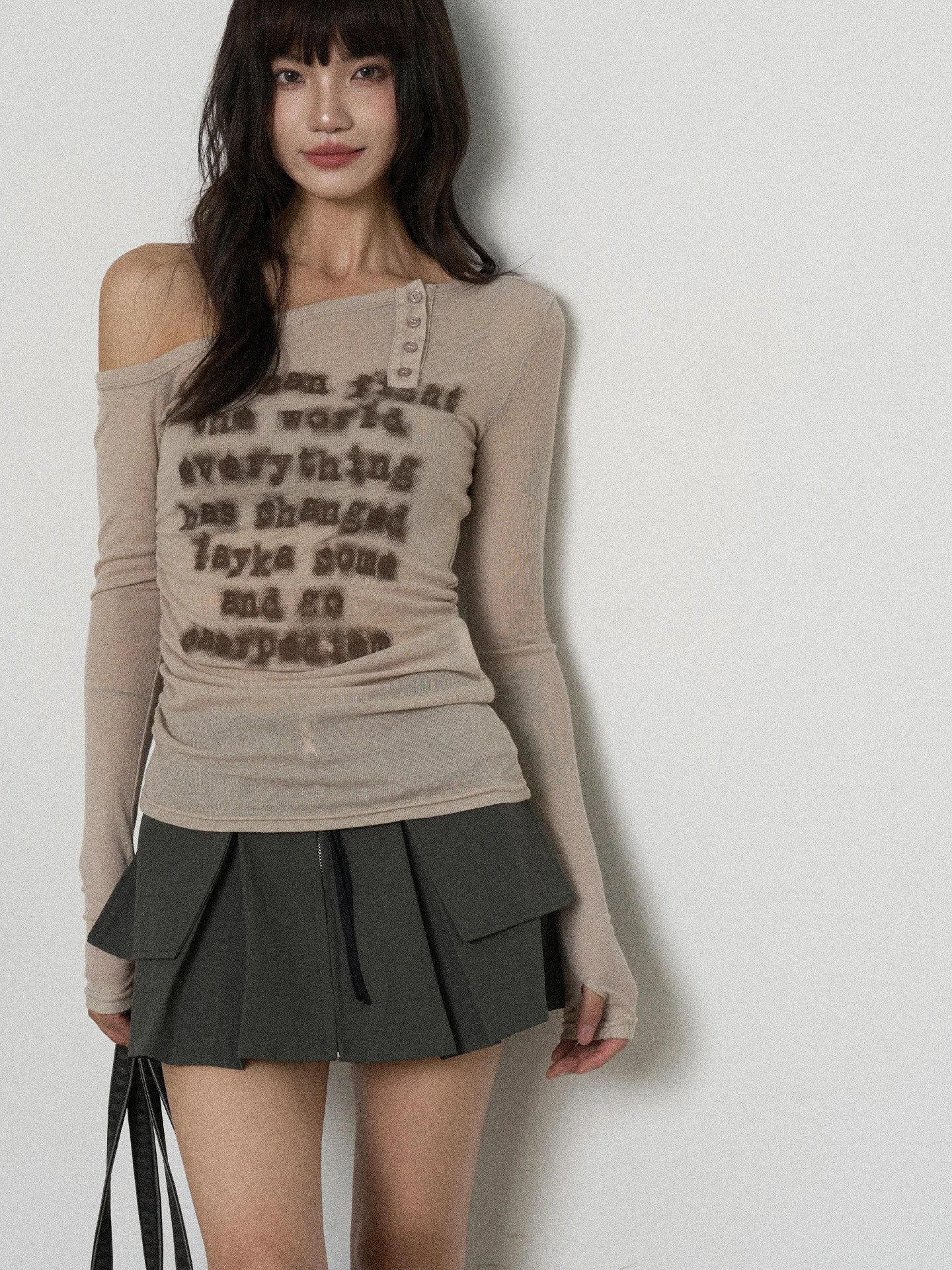 

Женская футболка Flower7 Design Sensation с длинным рукавом, весенняя, шелковая, с принтом, на пуговицах, приталенная, с открытыми плечами