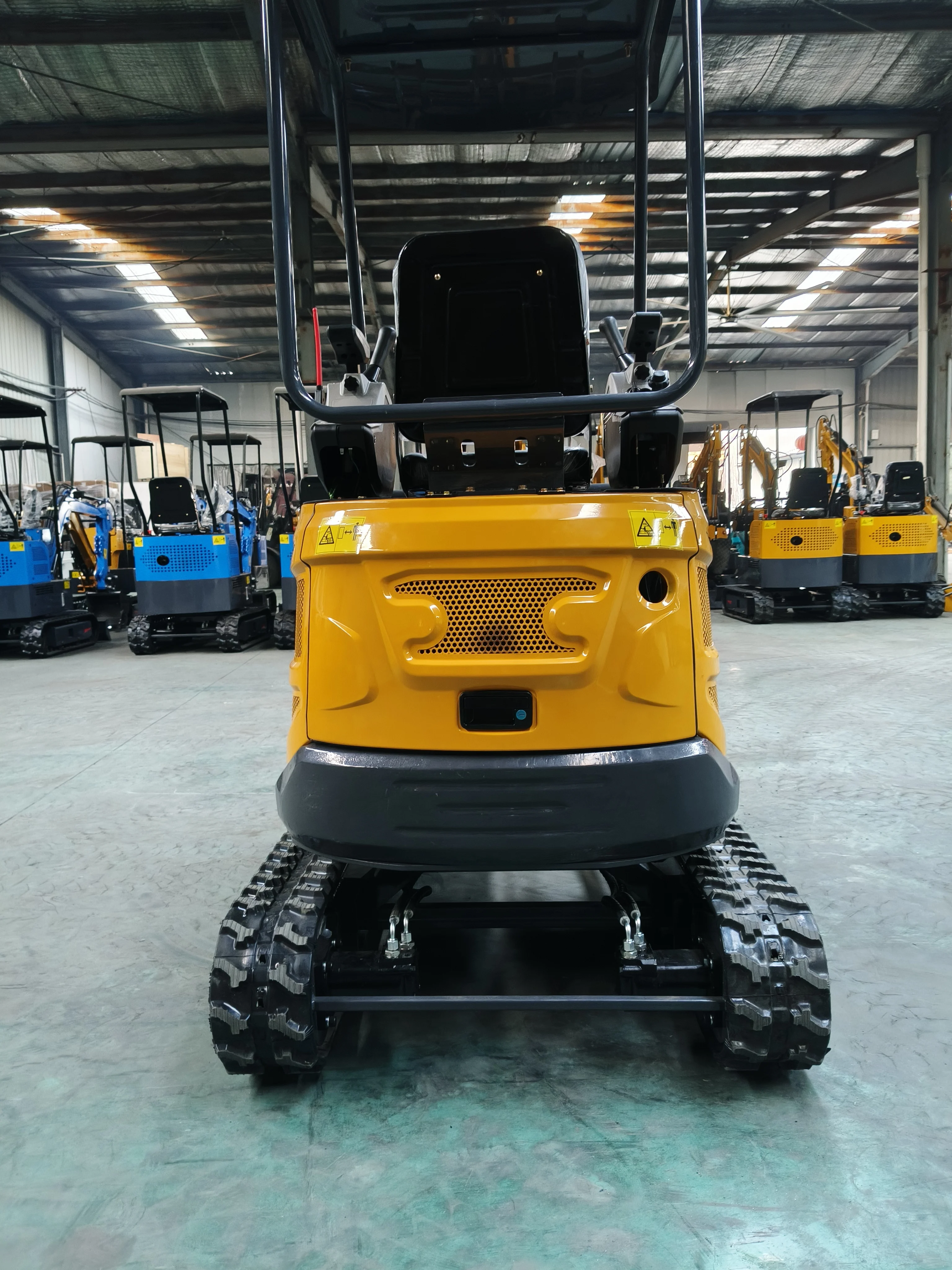 China 1.8 Ton 1.5 ton Excavator Mini Hydraulic Excavator Mini bagger Free Shipping Micro Digger Factory Kubota Small excavator