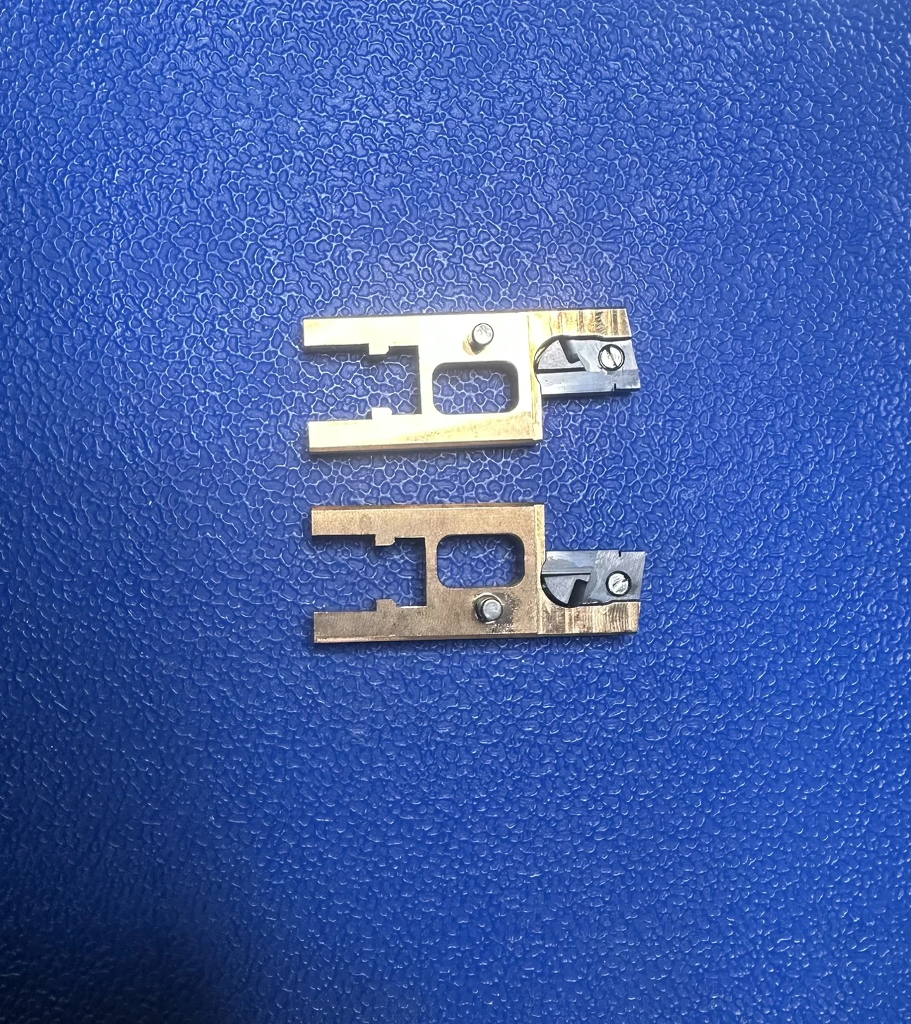 

Textile Machinery Parts Threading Machine Threading Machine DeltaS30S40 Split Knife