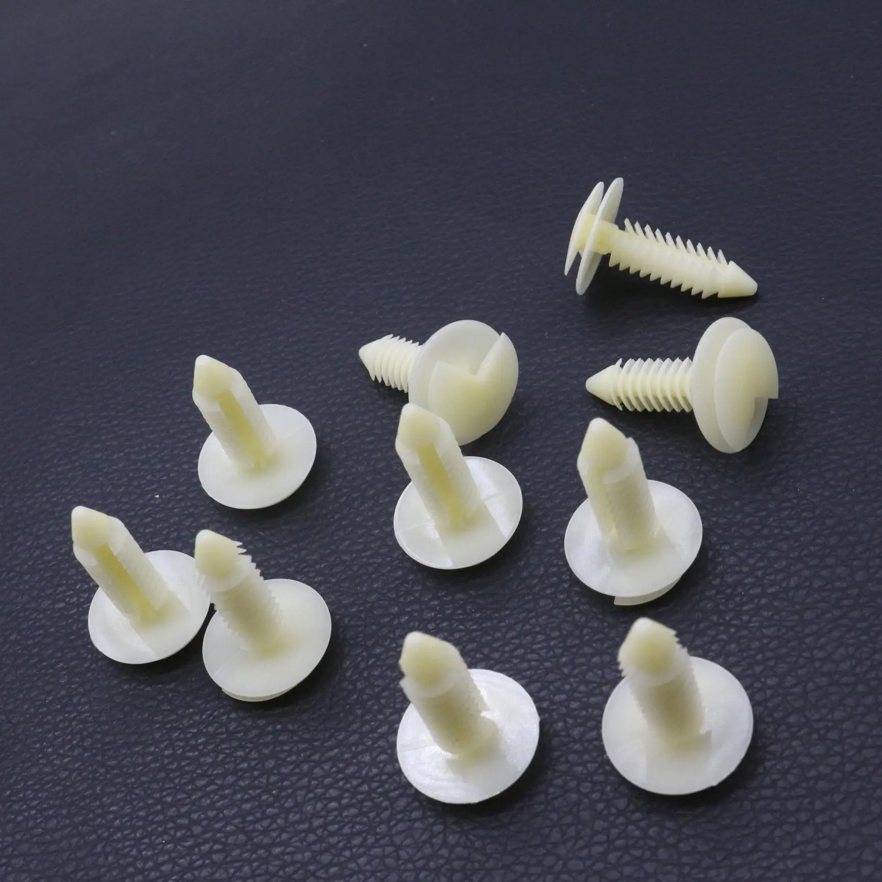 

10 Pcs Door Trim Panel Retainer Clips For Buick Electra Lesabre Roadmaster Cadillac Deville Chevrolet Blazer GMC Jimmy 363137