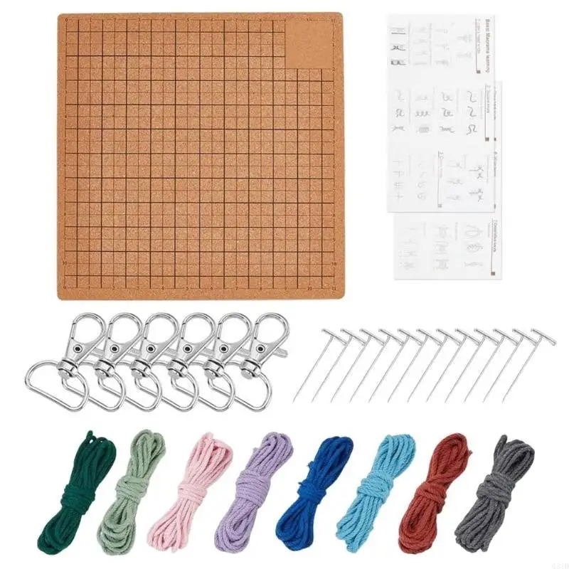 

Доска с кисточками и двусторонними сетками. Многоразовый инструмент для плетения. Текстура дерева идеально подходит для В входят