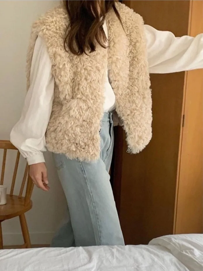 سترة نسائية أنيقة أنيقة من Jaet وصلت حديثًا للشتاء مقاس لطيف على شكل دائرة من الفرو كورية من البوليستر