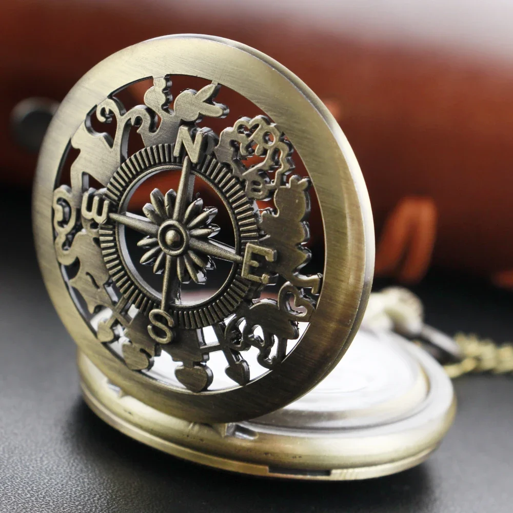 Vintage Fairy Tale Lost Compass Rabbit Indicator Poker Quartz Pocket Watch Bronze Retro Men's and Women's Accessories Clock Gift