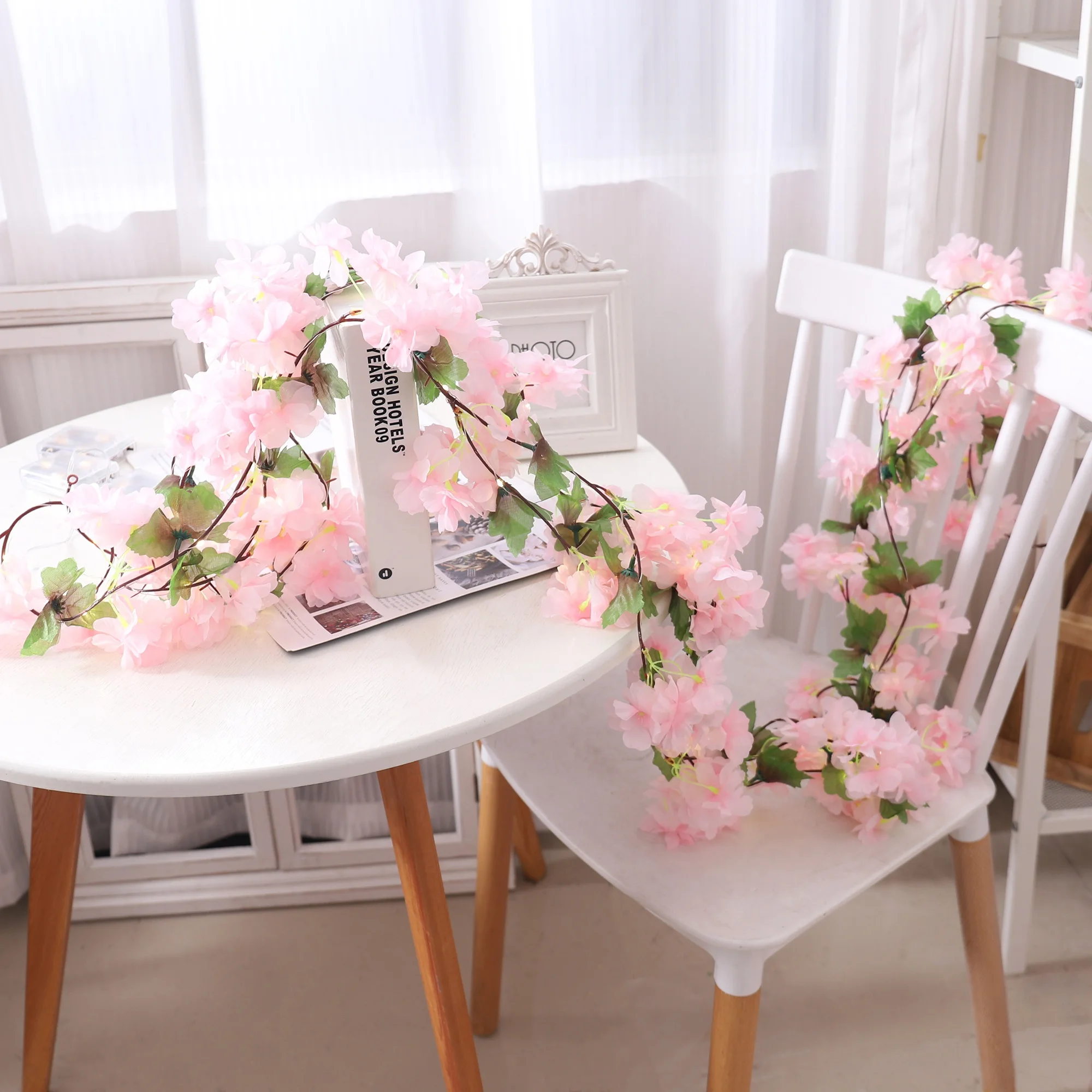 230 cm Kirschblüten-Kunstblumen, Sakura-Girlande, Hochzeitsbogen, Hintergrund, Garten, Zuhause, Party, Dekoration, Seide, gefälschte Pflanzen, Ranke – Detail 1