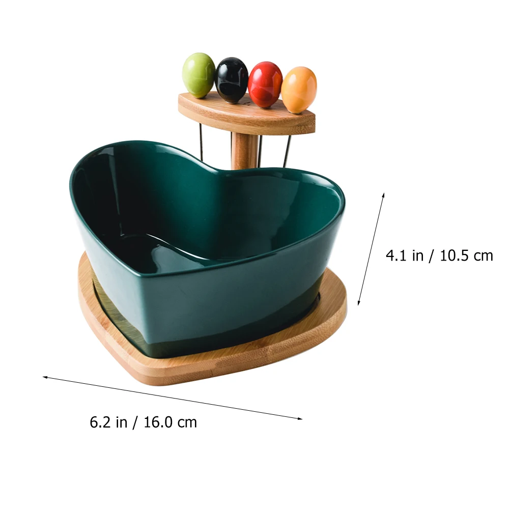 

Fruit Bowl Salad Bowls Heart Shaped Ceramic Plate Household Tableware Porcelain Serving Dish Wooden Tray Metal Forks Safe