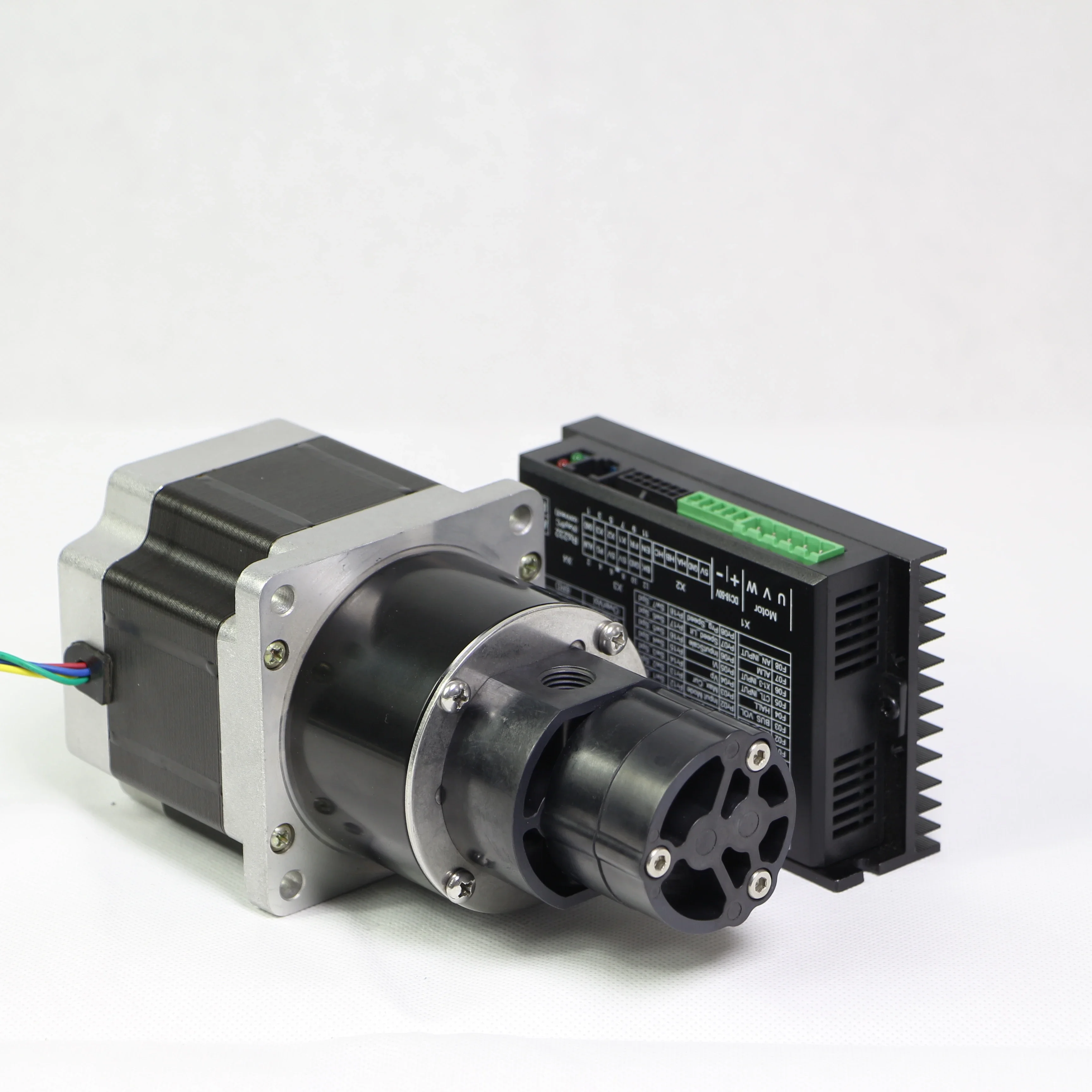 

Эффективный шестеренный водяной насос с магнитным приводом