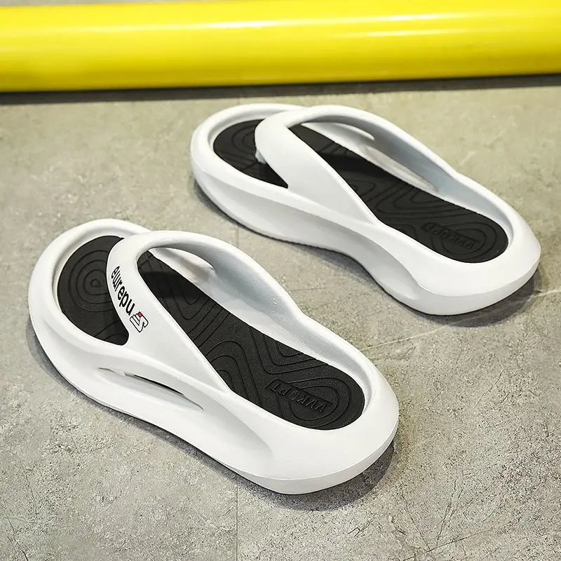 Anti-slip Flip-flops Men\'s Trend 2024, Summer New Thick-soled Wear-resistant Fashionable Outing Flip-flops Beach Casual Slippers