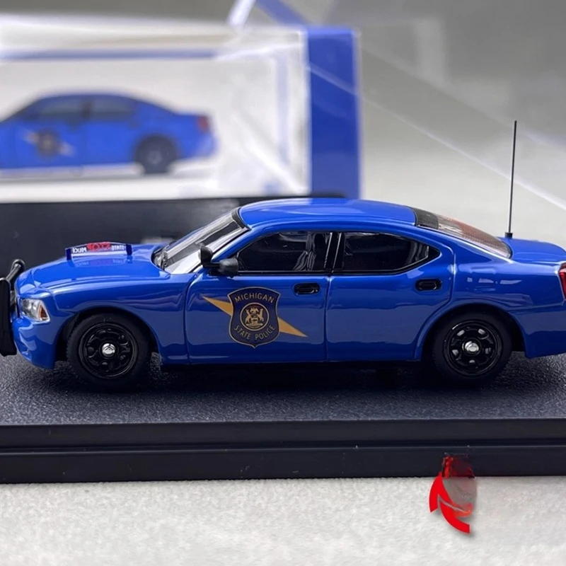 رولين 1/64 دودج تشارجر 2008 ولاية ميشيغان الشرطة سبيكة سيارة نموذج غرفة زخرفة نماذج محاكاة تحصيل سيارات الصبي هدية #4