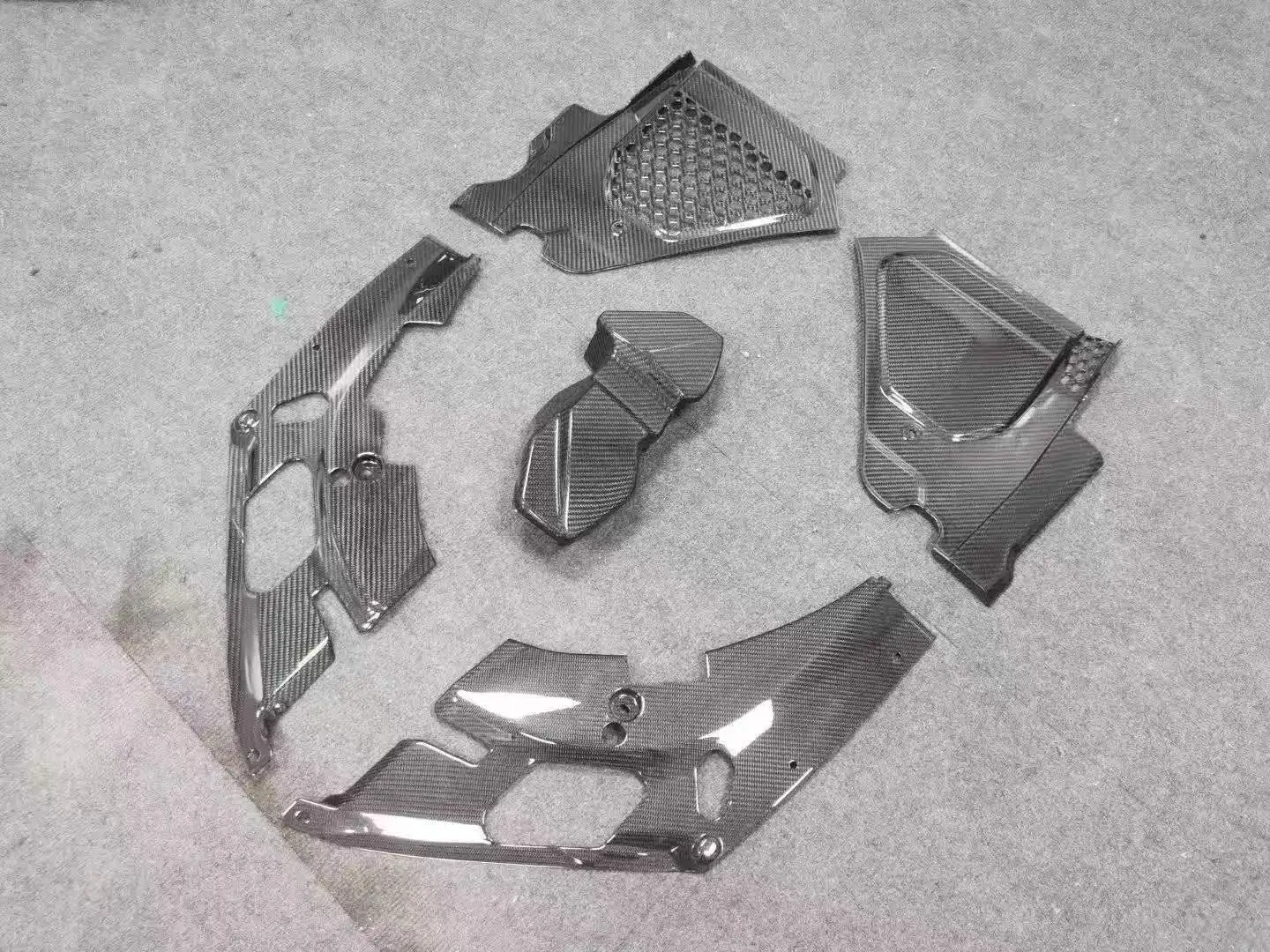 

Car Accessories For M3 M4 G80 G82 Accessory Dry Carbon Fiber Car Headlight Cover Engine Battery Terminal Cover Splash Guard