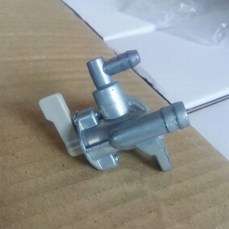 صمام الوقود لميتسوبيشي GT1000 GT1300 KF31040AA قضيب الوقود #3