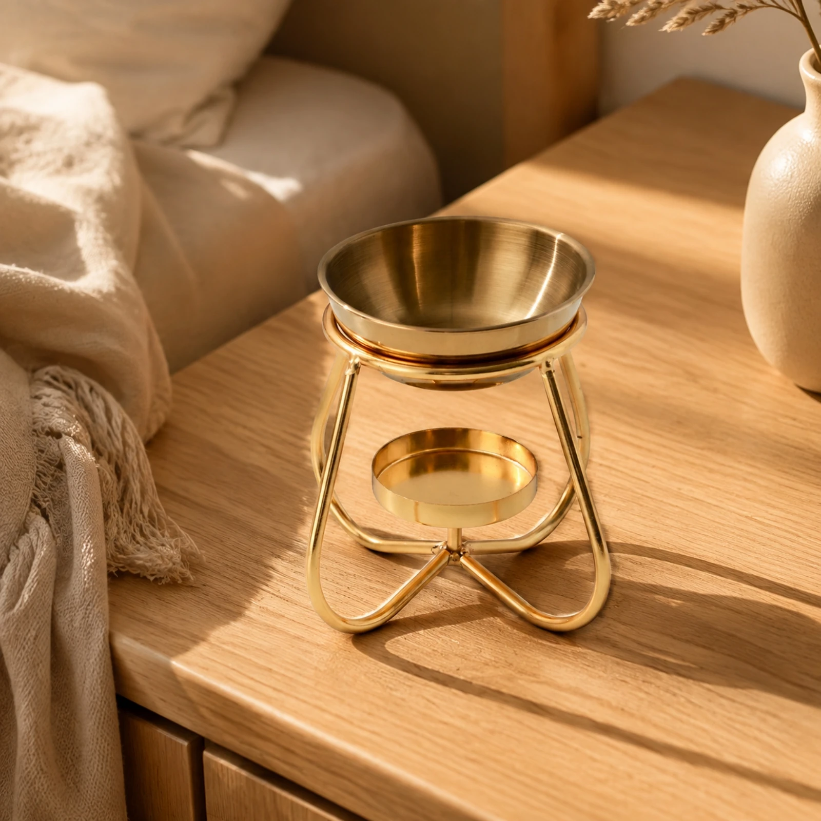 Open-Frame Oil Burner with Four-Petal Support Decorative Tabletop Aroma Burner with Upper Bowl for Living Rooms, Bedrooms