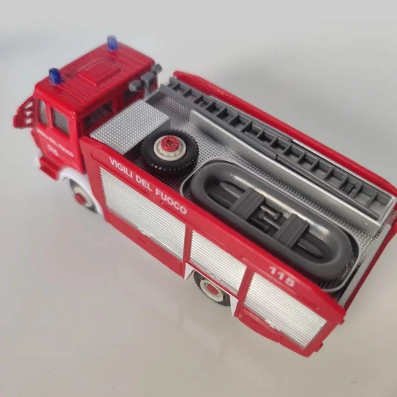 Modelo de coche de juguete de aleación de simulación de motor de bomberos a escala 1:43, regalo para niños, adorno de escena de recuerdo, colección clásica