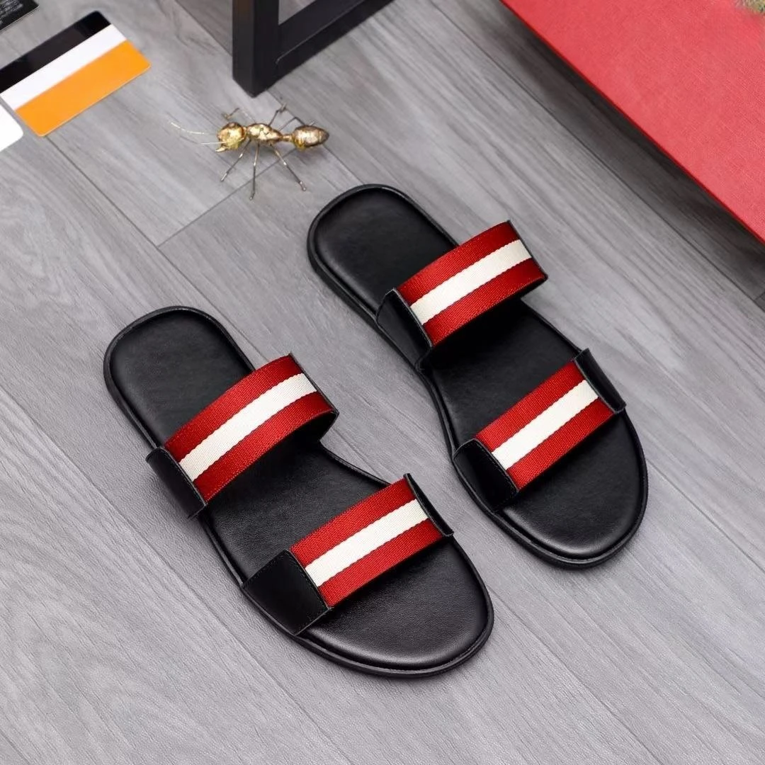 Summer B Style Slippers Striped Design Causal Comfortable Non-slip Men Slipper Luxury Beach Sandals Anti-Slip Zapatos Hombre
