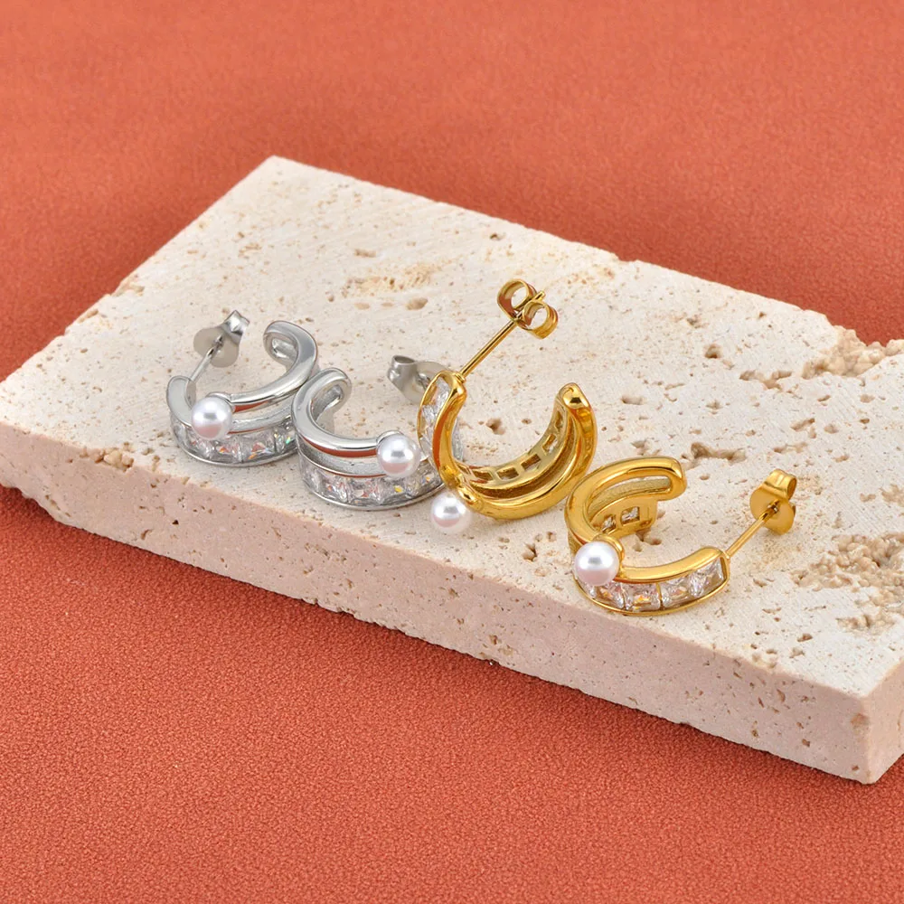 Lokaer Trendy geometrische quadratische weiße Perlen-Strass-Ohrringe für Frauen, zarte Edelstahl-Ohrringe, Schmuck, Geschenk, E26039
