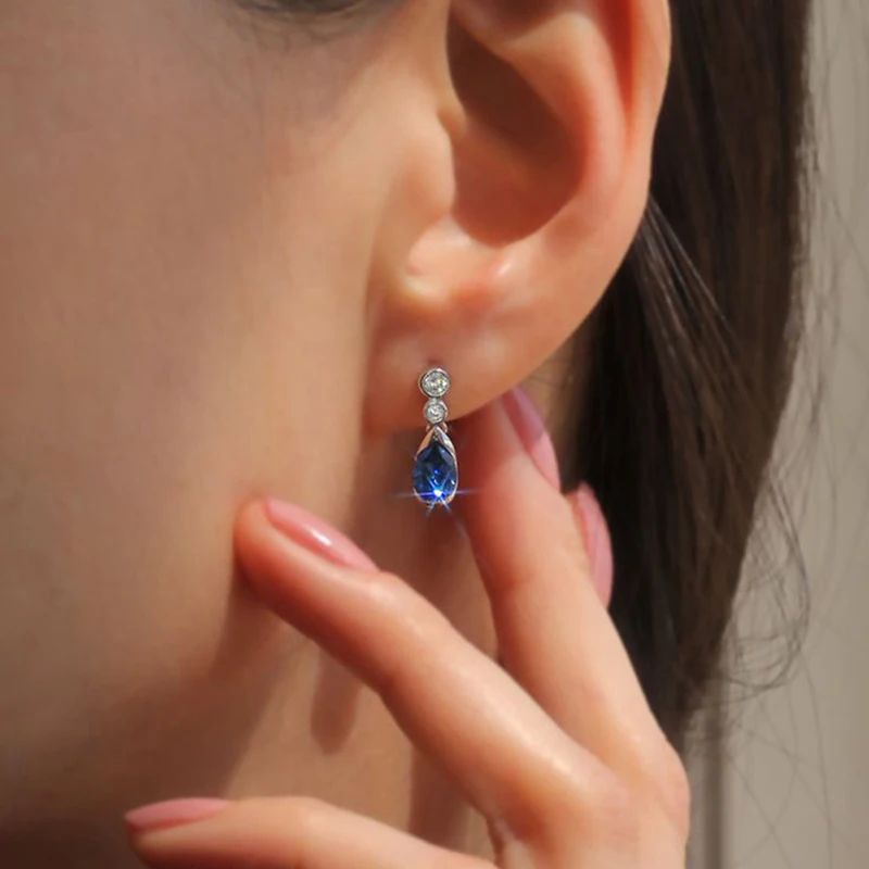 Huitan الأزرق Waterdrop على شكل إسقاط أقراط للنساء رائع رشيقة العصرية اكسسوارات حساسة رائجة البيع مجوهرات للحزب