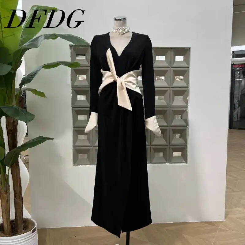 

DFDG 2025 Spring V-Neck Contrast Color Twist Knot Waist Dress With Side Slit Long Sleeve Unique Casual Elegant Office Party Wear