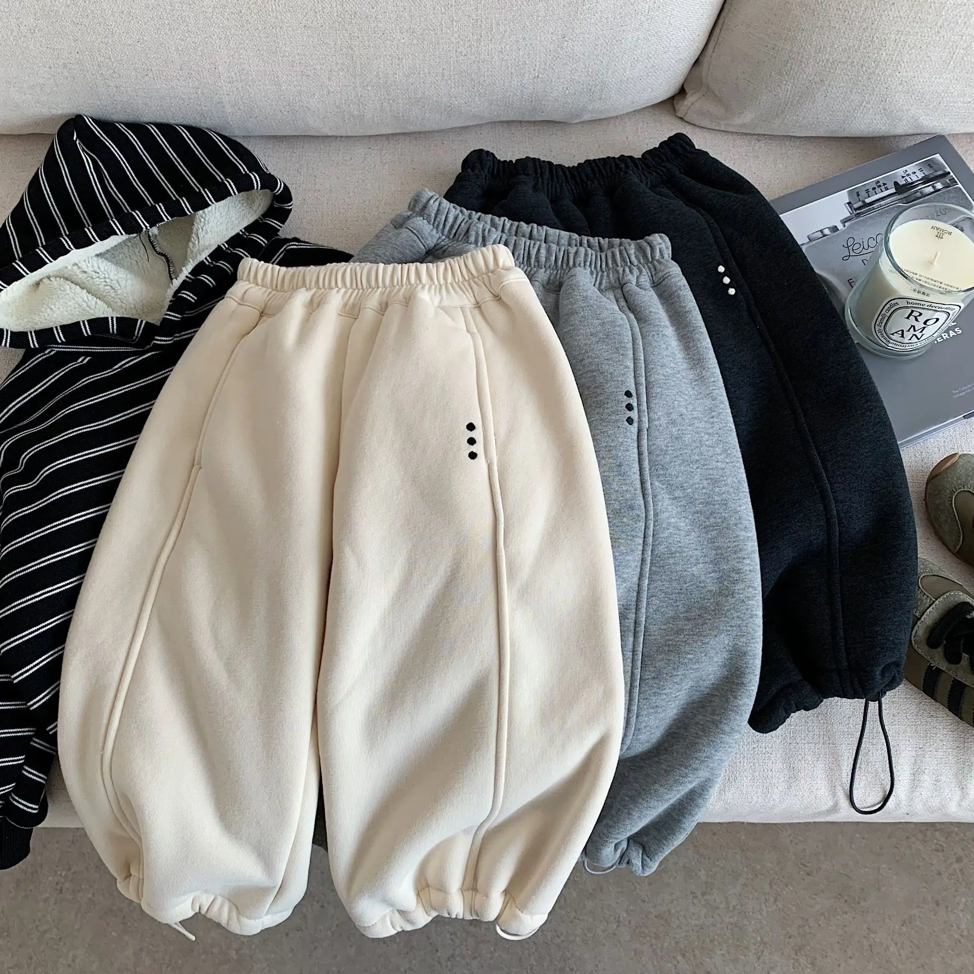 

2025 Winter New Fleece Lined Sweatpants for Boys Kids Solid Color Loose Pants Children Casual Warm Trousers