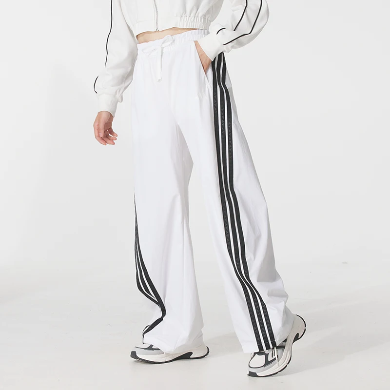 

Adidas Women's Pants, Sports Pants, Fashionable, Comfortable, Loose, Breathable, Casual Pants, Straight-Leg Woven Trousers Kb5223