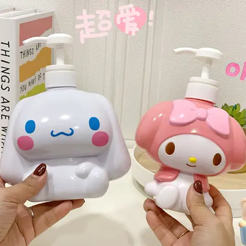 Sanrio Hello Kitty Sanitizer Pressflaska Cinnamoroll Melody Kuromi Tecknad KT Kattmodell Duschgel Refill Pressflaskor Gåvor 10 best sales bambam plysch - №4