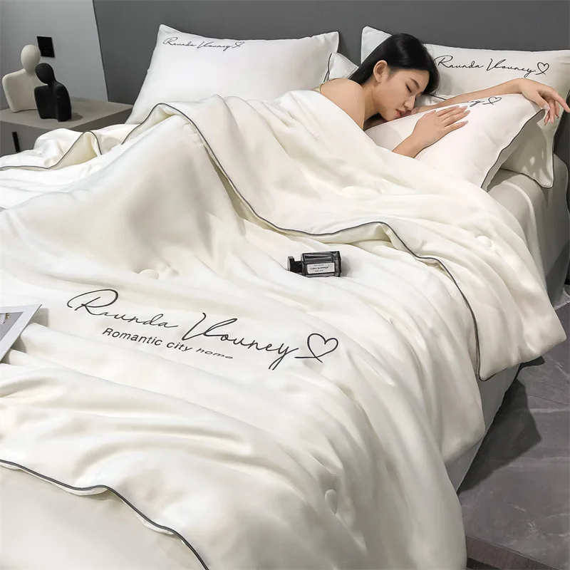 Embroidery Summer Quilt Blanket Modern Plaid Bedspread for Single Double Queen King Bed Grey Throws Thin Comforter Bed Cover