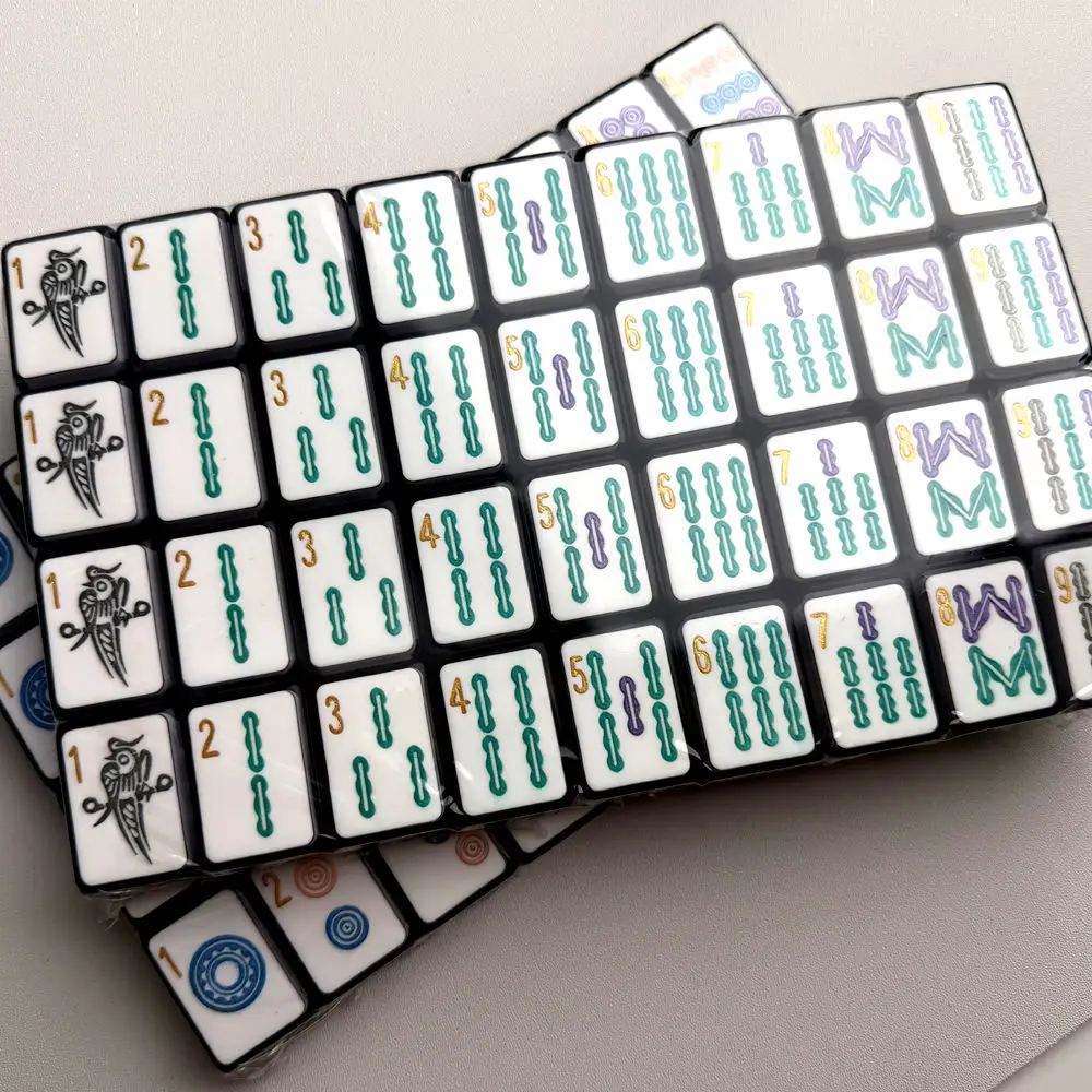 Factory Direct Sale Original Design Embedded Acrylic American Mahjong Set 160 Tiles 33mm Handmade Drop-proof & Waterproof Gift