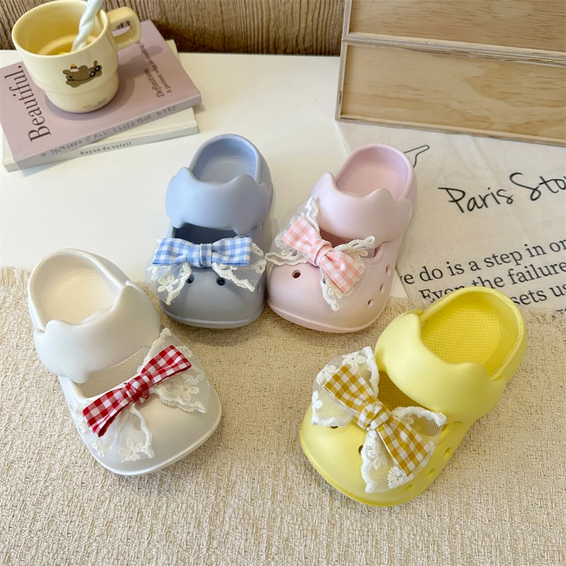 Mumoresip Girls Cute Lace Slippers Summer Plaid Bow Children Princess Shoes Outdoor Breather EVA Kids Hollow-out Beach Slippers