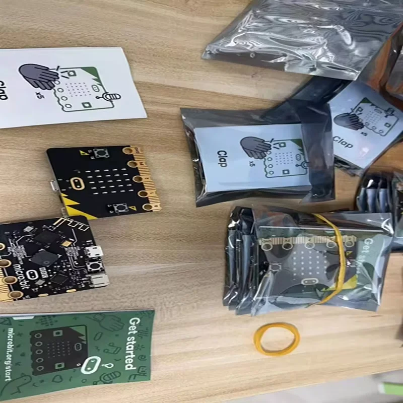 Micro Bit V2 Micro Bit Go Versione BBC Microbit per bambini Scheda di sviluppo fai da te BBC Microbit V2.0Board