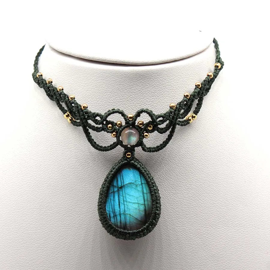 Handmade Rope Braided Macrame Crystal Stone Pendant Necklace For Women Natural Labradorite Weave Adjustable Necklace Jewellery