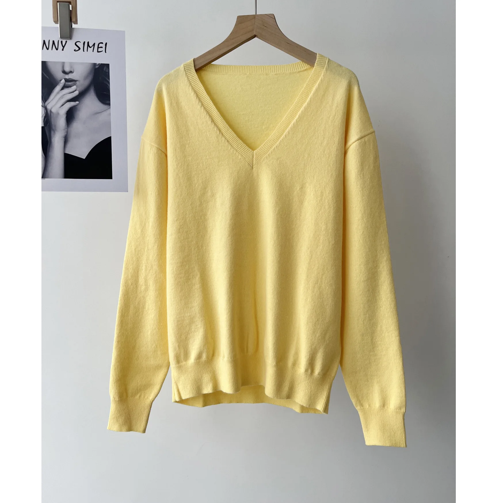

Женский повседневный вязаный свитер ленивого желтого цвета с глубоким v-образным вырезом и длинными рукавами, весна и осень 16a-6020