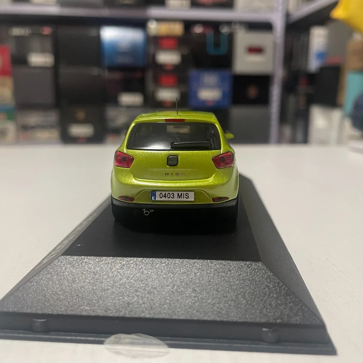 1:43 Scale SEAT New Ibiza Hatchback Alloy Car Model Ornament