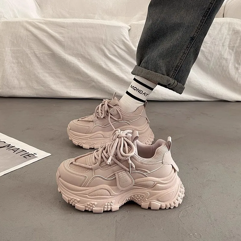 

Thick soled dad shoes for women to increase height in spring and autumn 2024 new popular white casual sports shoes