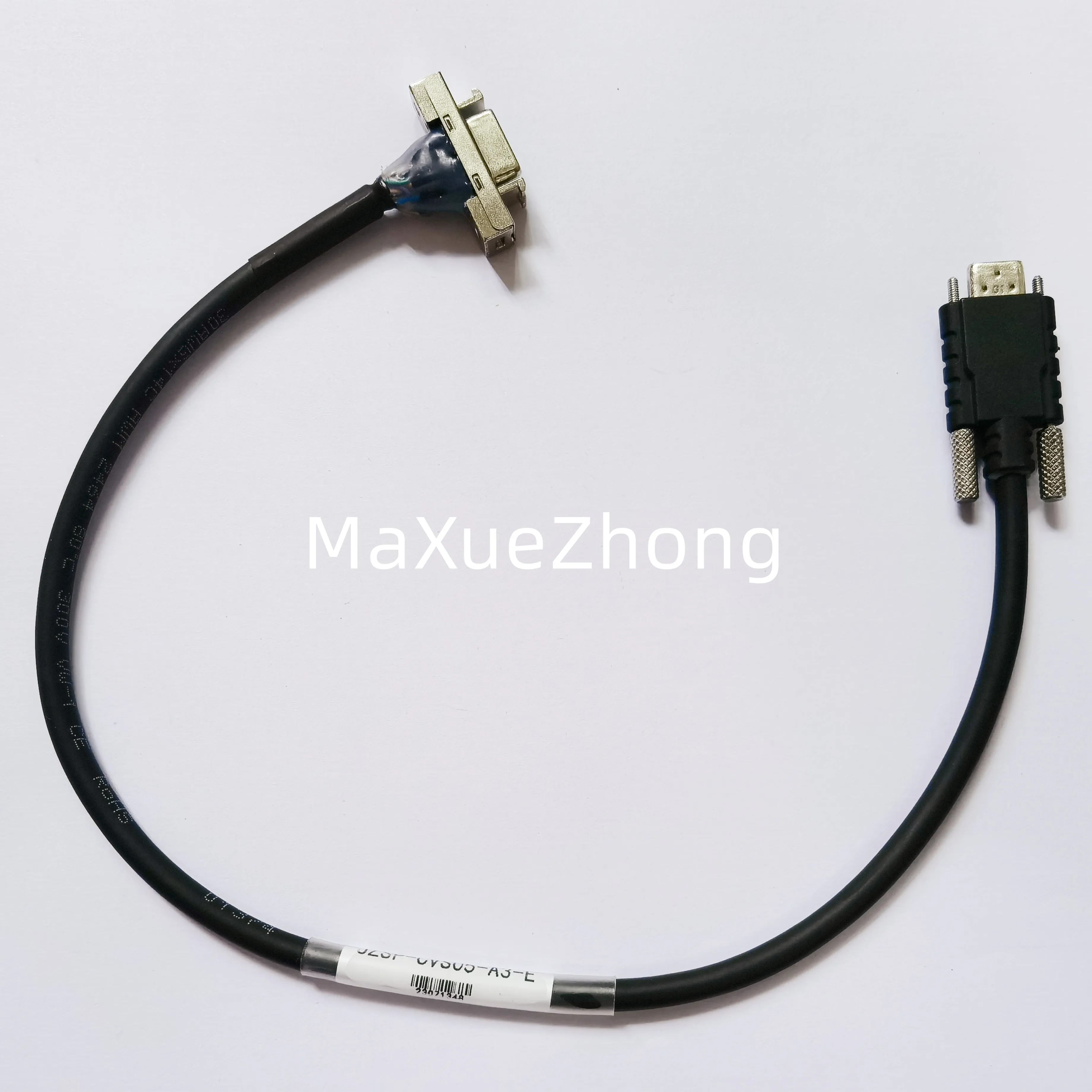 

Original new 100% JZSP-CVS05-A3-E digital operator 0.3M conversion cable connector
