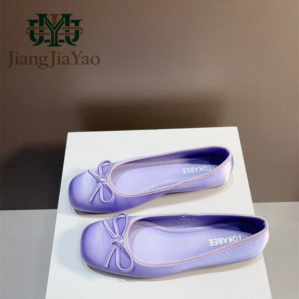 

Spring Autumn Fashion Ladies Flat Shoes French Style Women's Shallow Mouth Single Shoes College Girls Forged Silver Ballet Shoes