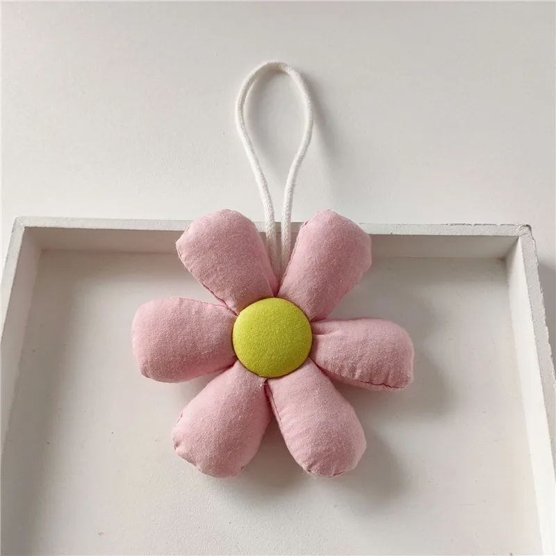 Porte-clés en peluche rembourré pour jolies filles, couleur bonbon, en tissu, fleur, mignon, en forme de fleur, pendentif pour sac à dos, décor de sac