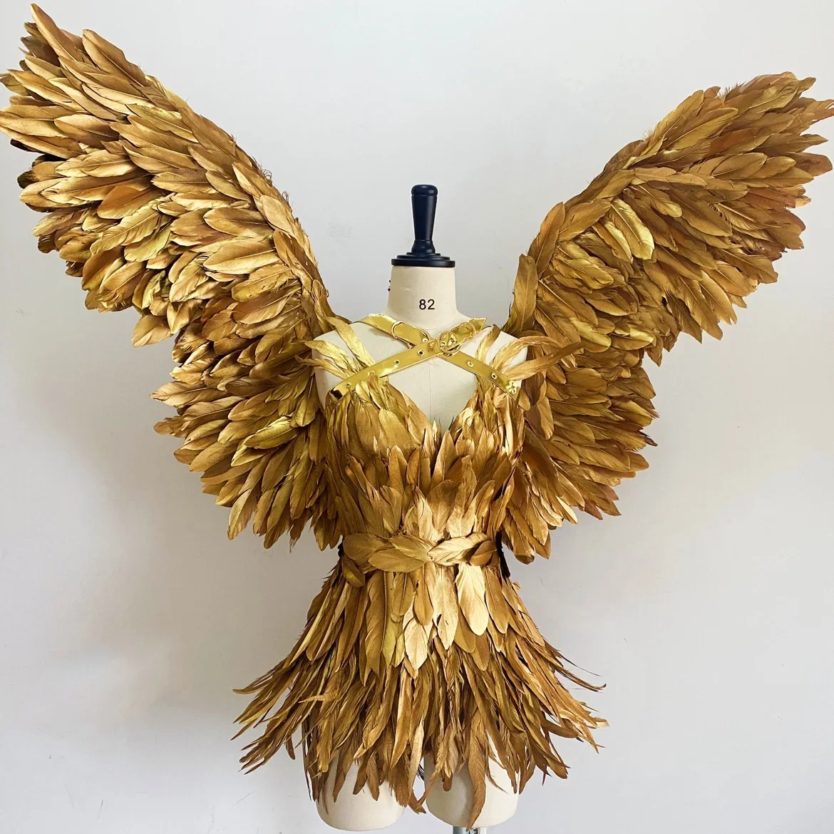 Luxurious Show Outfit Gorgeous Gold Feather Fairy Wings Costume at Carnivals and Festivals Feather dress