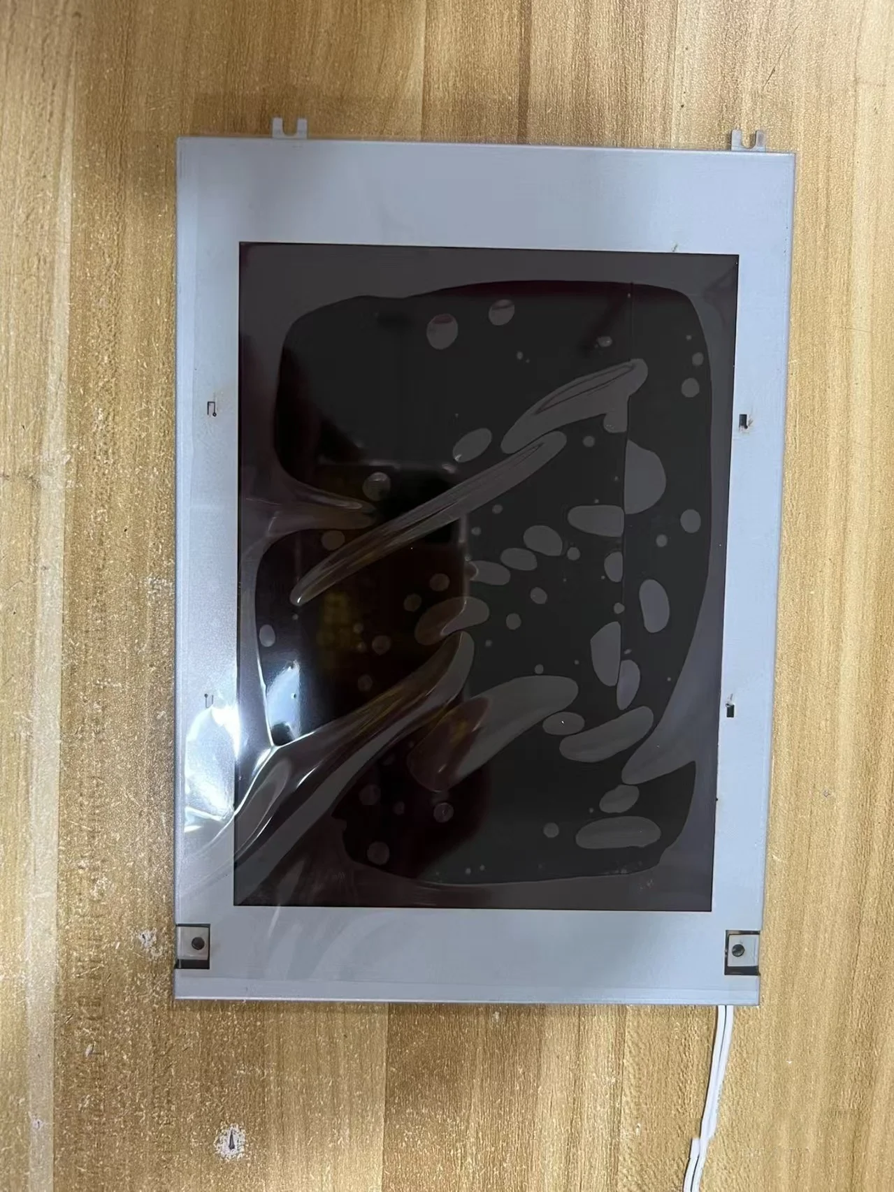 

LM64P101 7.2'' industrial LCD panel