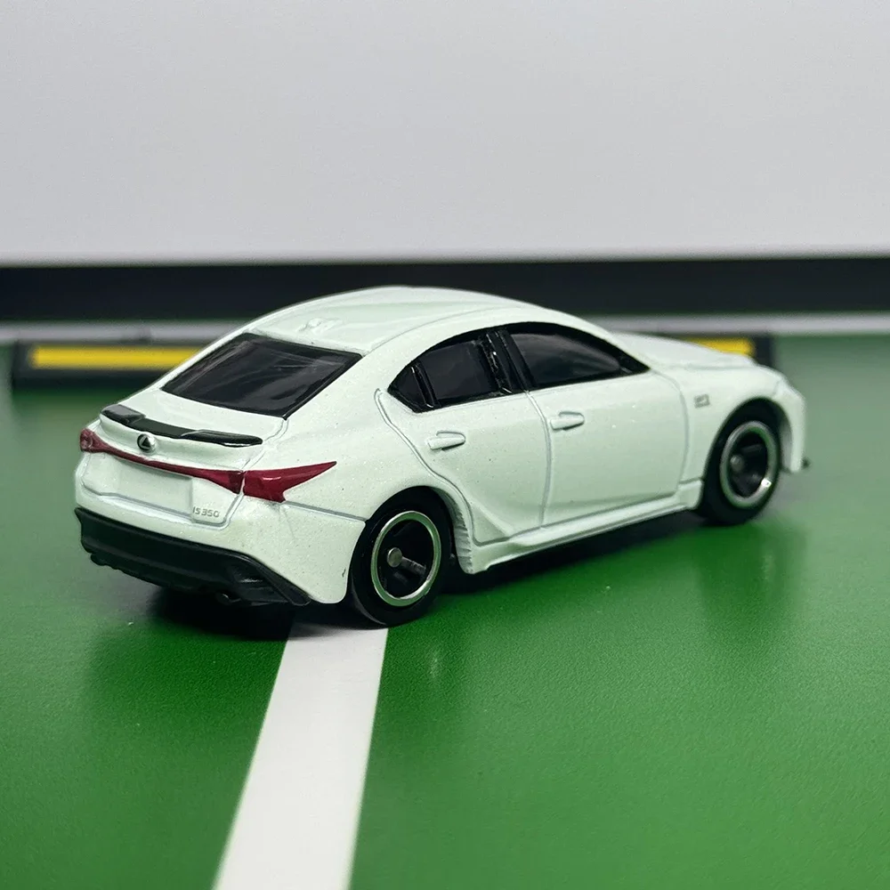 Takara Tomy Tomica Nr. 100 Lexus IST 350F Sport Auto Legierung Motor Fahrzeug Diecast Metall Modell Kinder Weihnachten Geschenk Spielzeug für Jungen