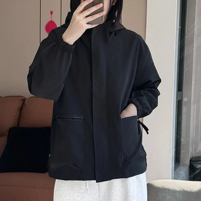 Small Hooded Jacket for Spring and Autumn 2025 Casual Coat New Style of Assault Jacket Loose Windbreaker Student Workwear Trend
