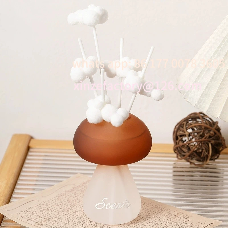 Customizable Bedroom Home Fragrance Oil Bathroom Deodorizes Re60ml Creative Mushroom and Cloud Hotel Aromatherapy Essential Oil