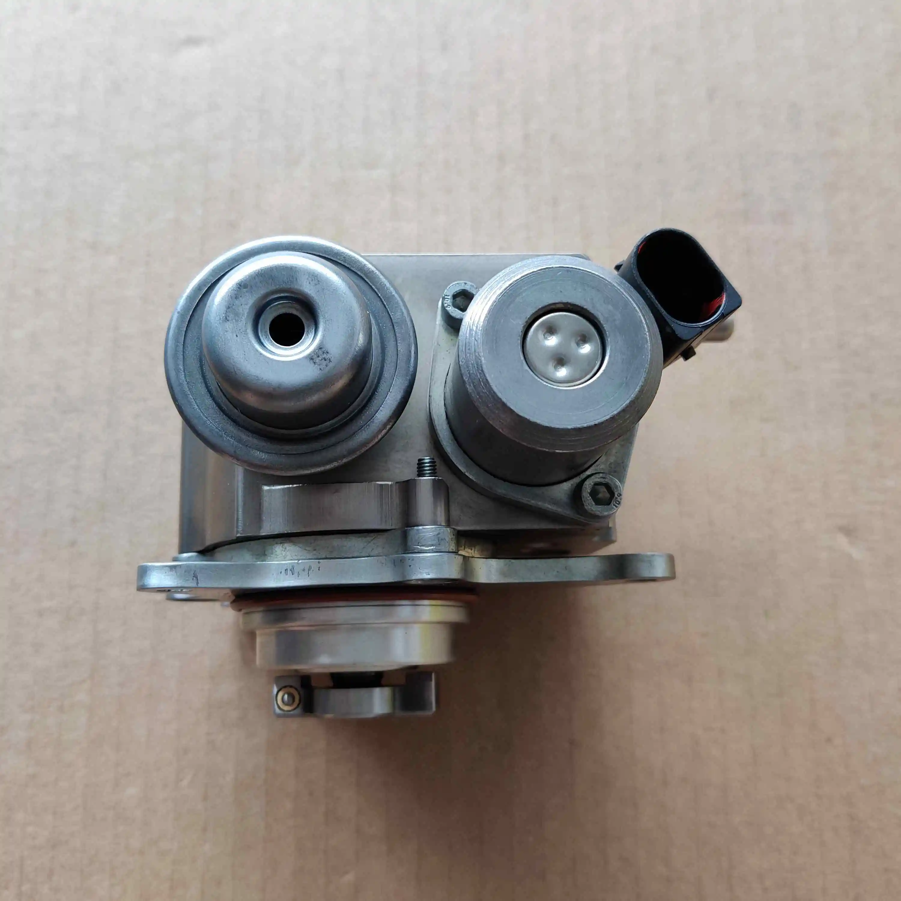 مضخة الوقود ذات الضغط العالي الأوتوماتيكية 9819938480 1920.LL 1920LL 13517588879 1675941280