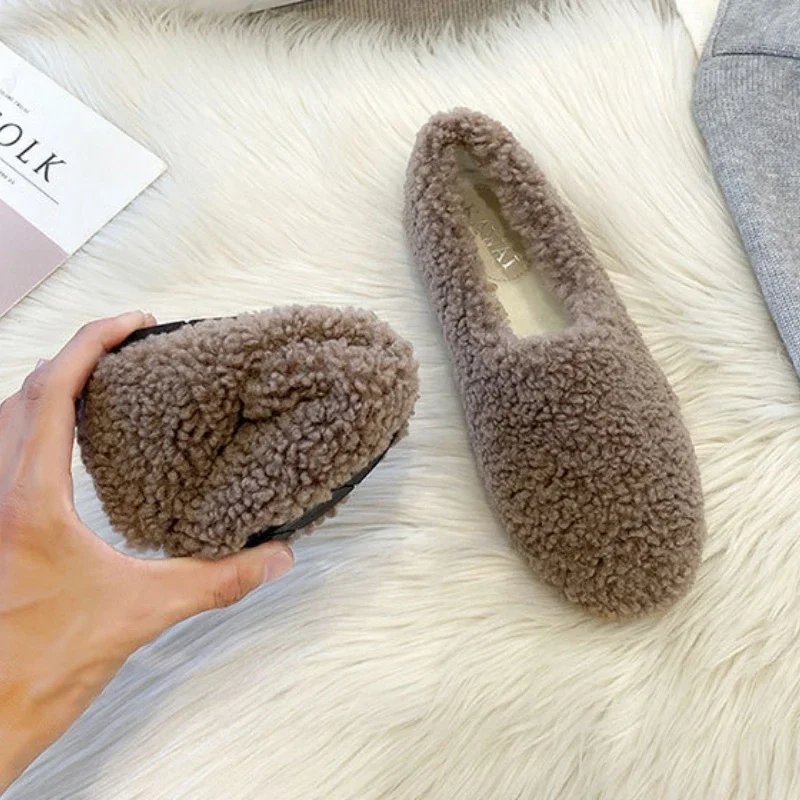 34-43 Size Lambwool Moccasins Femme Curly Sheep Fur Flats Woman Warm Plush Loafers Winter Cotton Shoes Women Furry Snow Boot