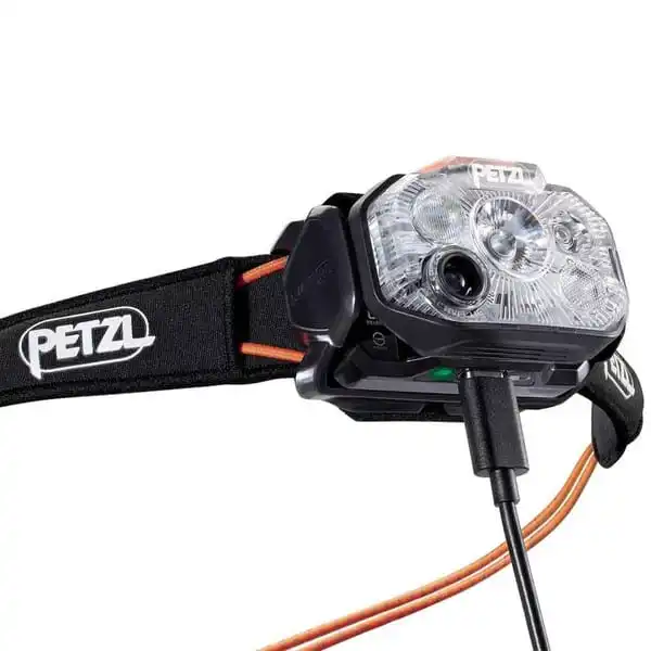 

Headlights have suitable weight, brightness, and intelligent benchmark performance