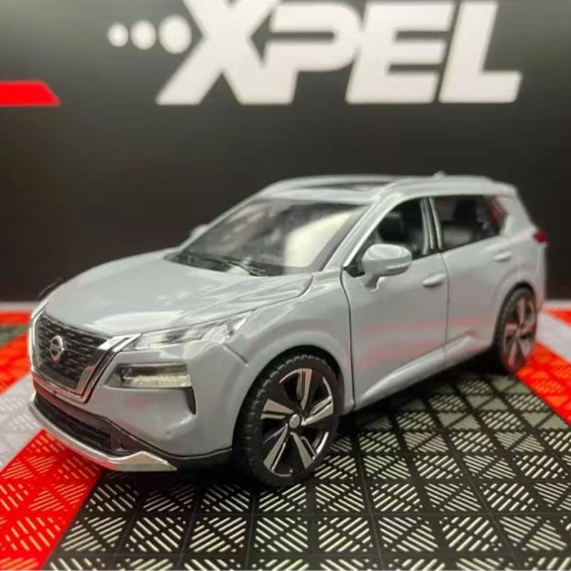 

1:32 Nissan X-Trail SUV, легкосплавный автомобиль, литье под давлением и игрушечный транспорт, модель автомобиля, звук и свет, расширенная модель автомобиля, коллекционные предметы